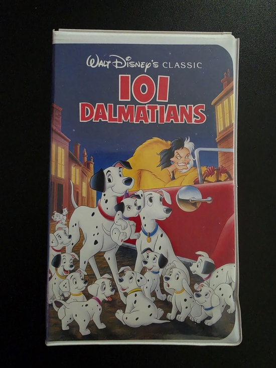 Walt Disney Other - Walt Disney Classic 101 Dalmatians VHS Cover